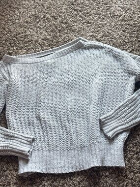 Polly & Esther Pale Gray Off-Shoulder Knit Pullover